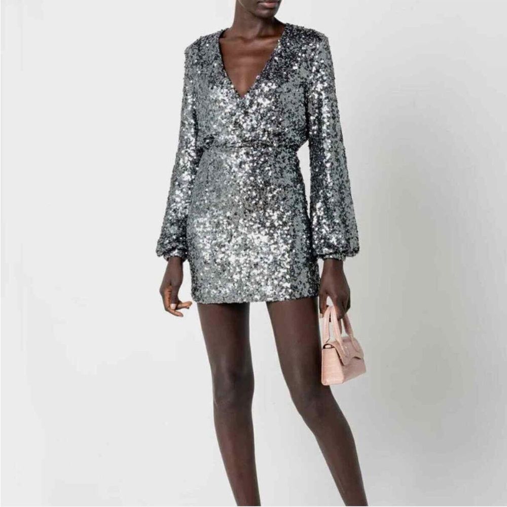 NWT O.P.T. Silver Gunmetal Sequins Bodycon Rumi Mini Dress Size US Smalll - Picture 1 of 16